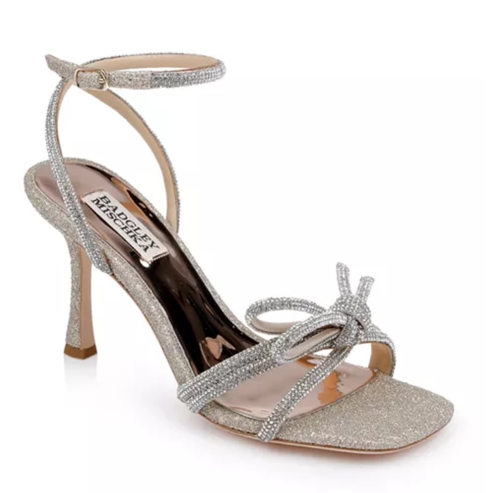Badgley Mischka
Women's Effie Ankle Strap High Heel Sandals COLOR: Champagne 7